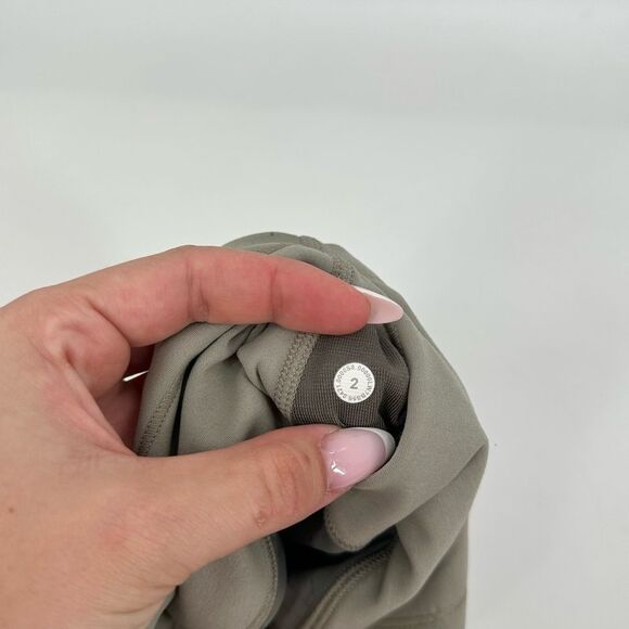 Lululemon Wunder Train High-Rise Short 8" Thread Dye Rover Black Size 2 - Picture 6 of 8